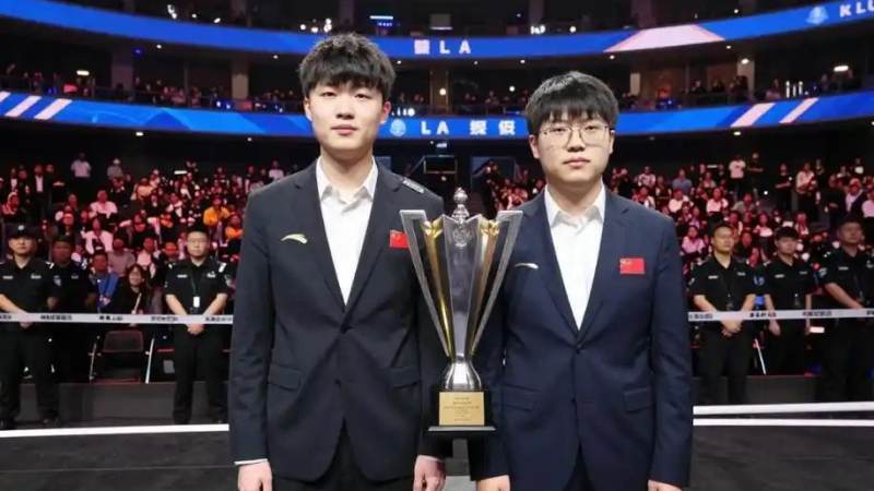 英雄联盟S赛时间怎么查？全球总决赛赛程规律与观赛节奏全解析