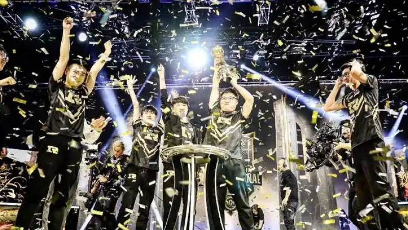 和平精英职业联赛积分榜怎么看？排名规则与查询方法详解
